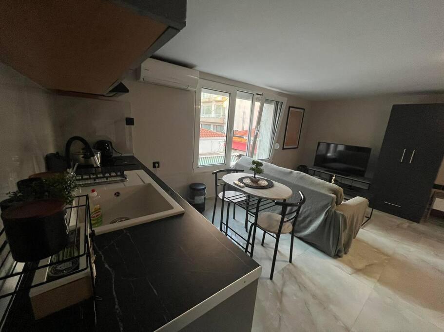 Cozy Studio In Alexandroupolis Екстер'єр фото